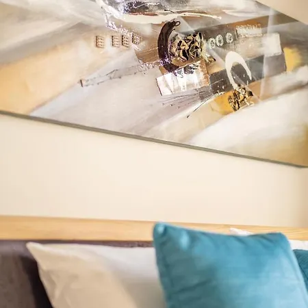 Apartment Exclusive With A View Of Castle And Vltava River *